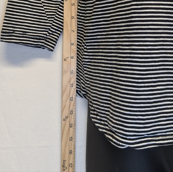 Cathy Daniels Half-Sleeve Striped Shirt with Embroidered Floral Design VTG - Picture 8 of 8